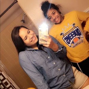 Meet your Posher, Carrie